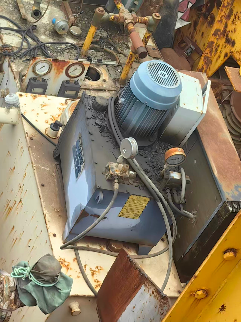 Used Shandong Datong DT155 Single-Cylinder Hydraulic Cone Crusher | High-Efficiency Mining Solution