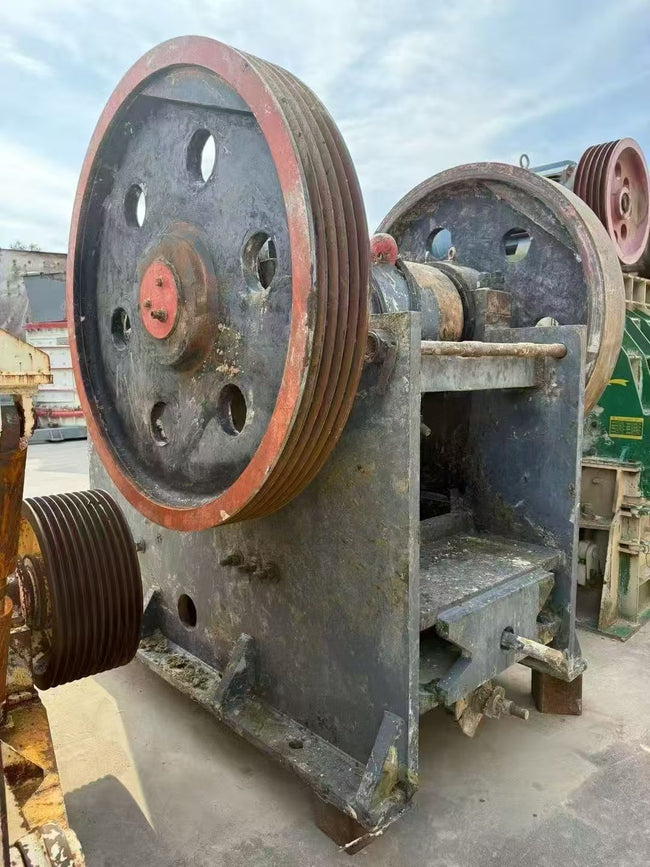 Used SBM PE 600×900 Jaw Crusher | 75kW | 2019 Model | High-Performance Primary Crushing Hover Image